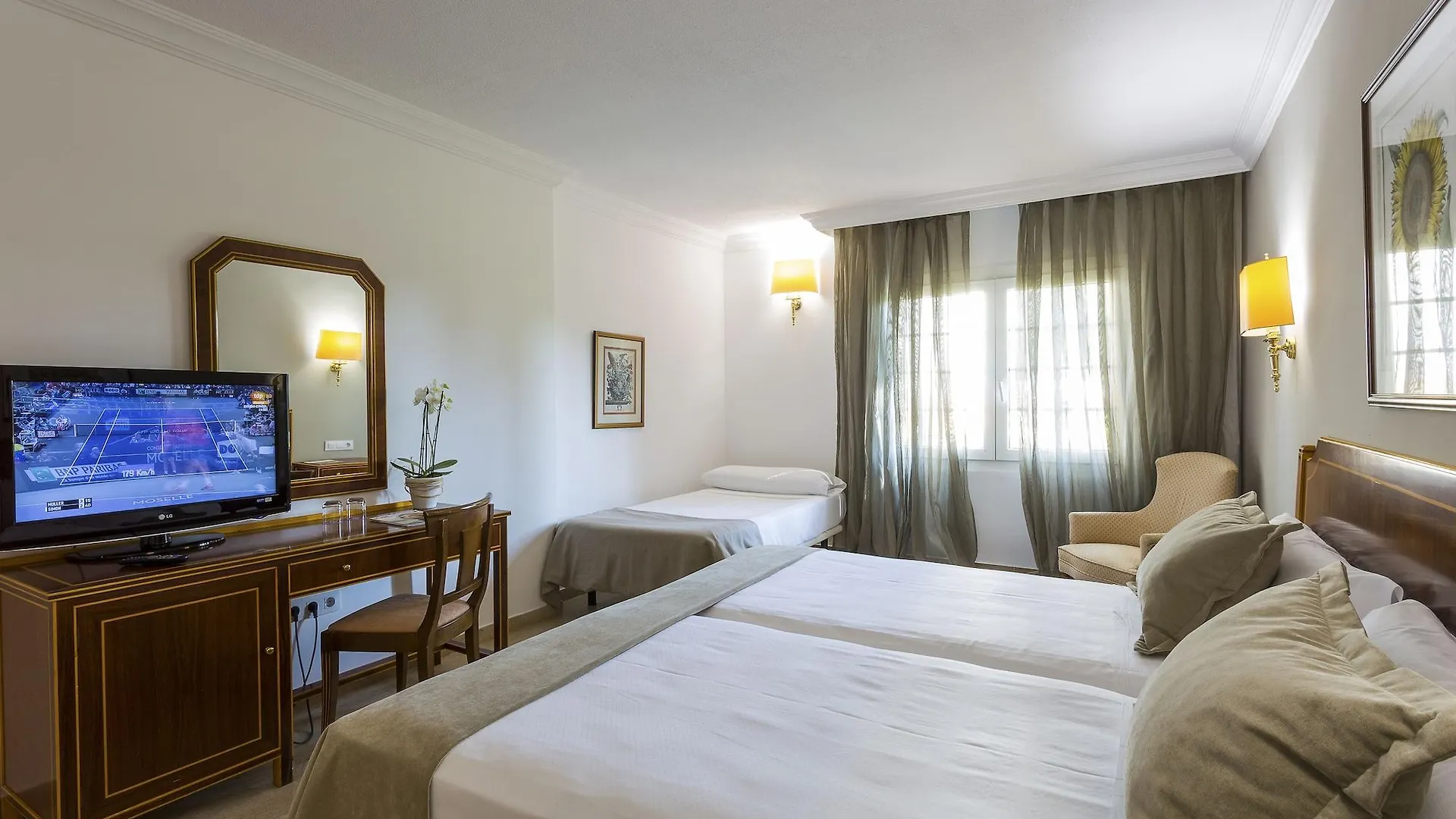 Crisol Jardines De Cordoba Hotel