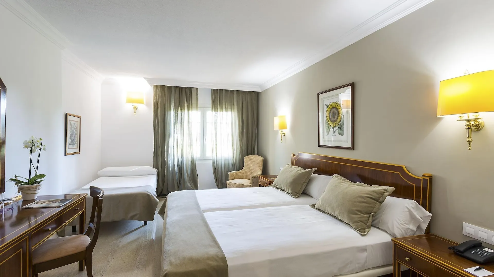 Crisol Jardines De Cordoba Hotel