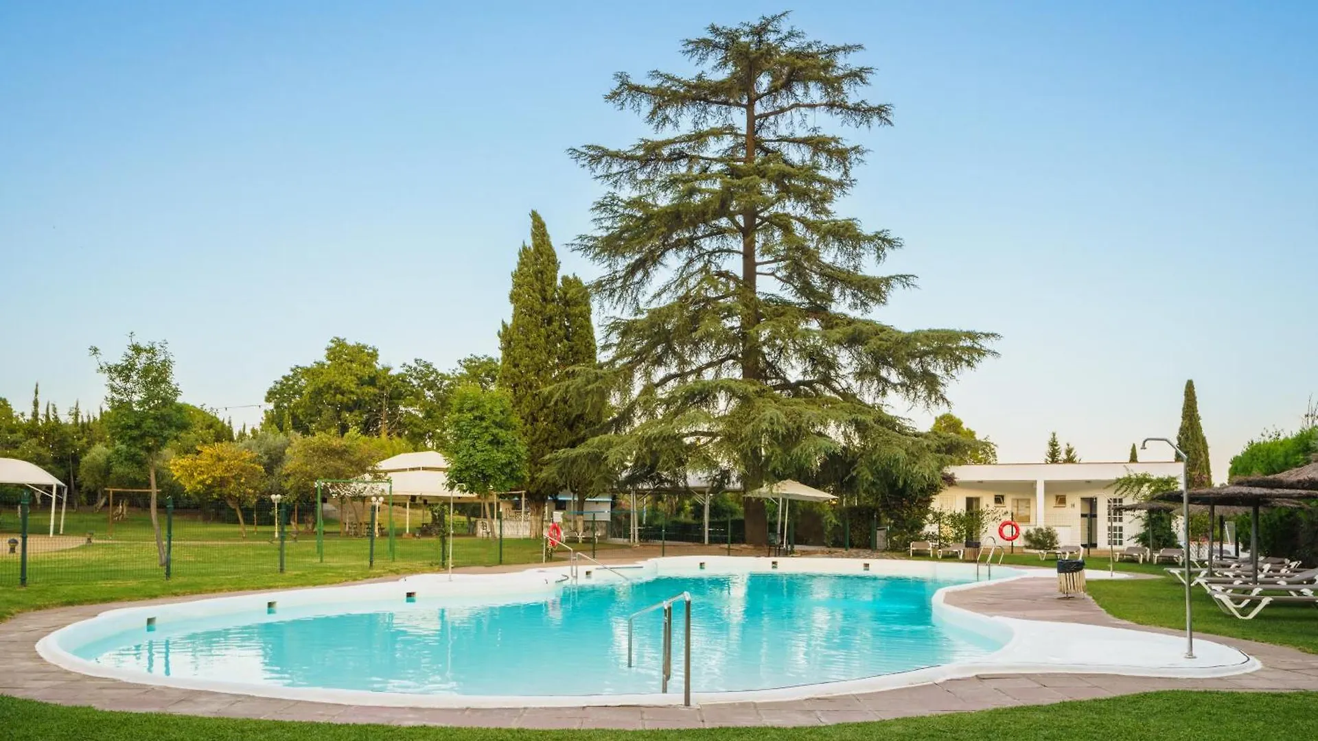 Crisol Jardines De Cordoba Hotel 4*,