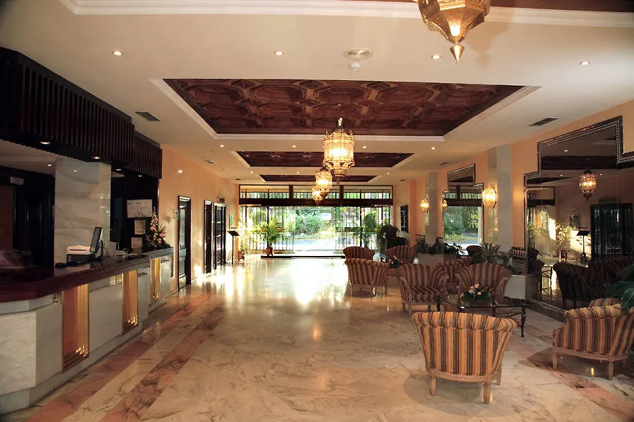 Crisol Jardines De Cordoba Hotel 4*,