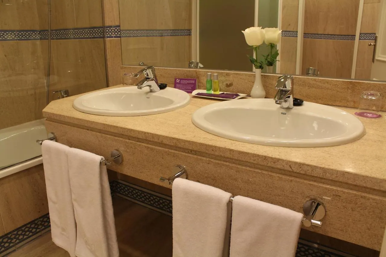 Crisol Jardines De Cordoba Hotell