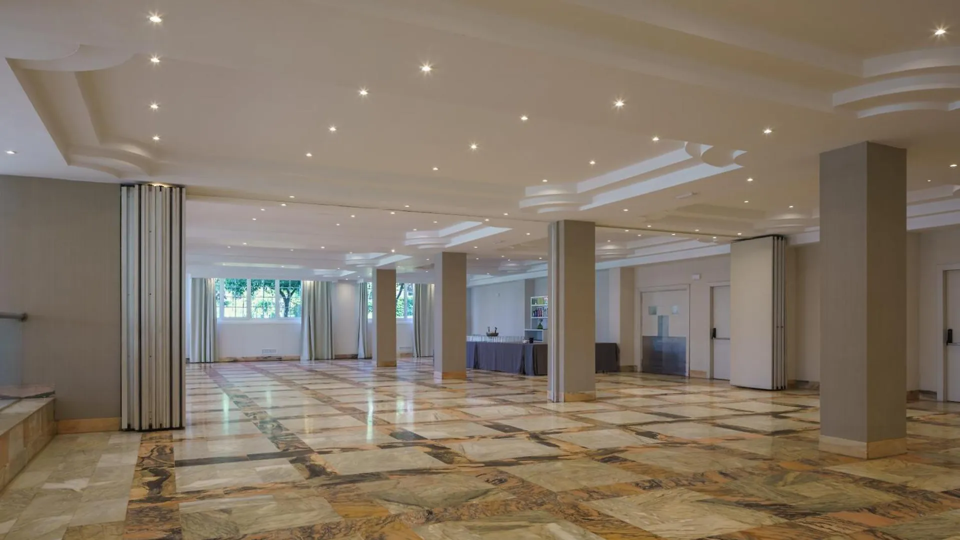 ****  Hotel Crisol Jardines De Córdoba Spanien