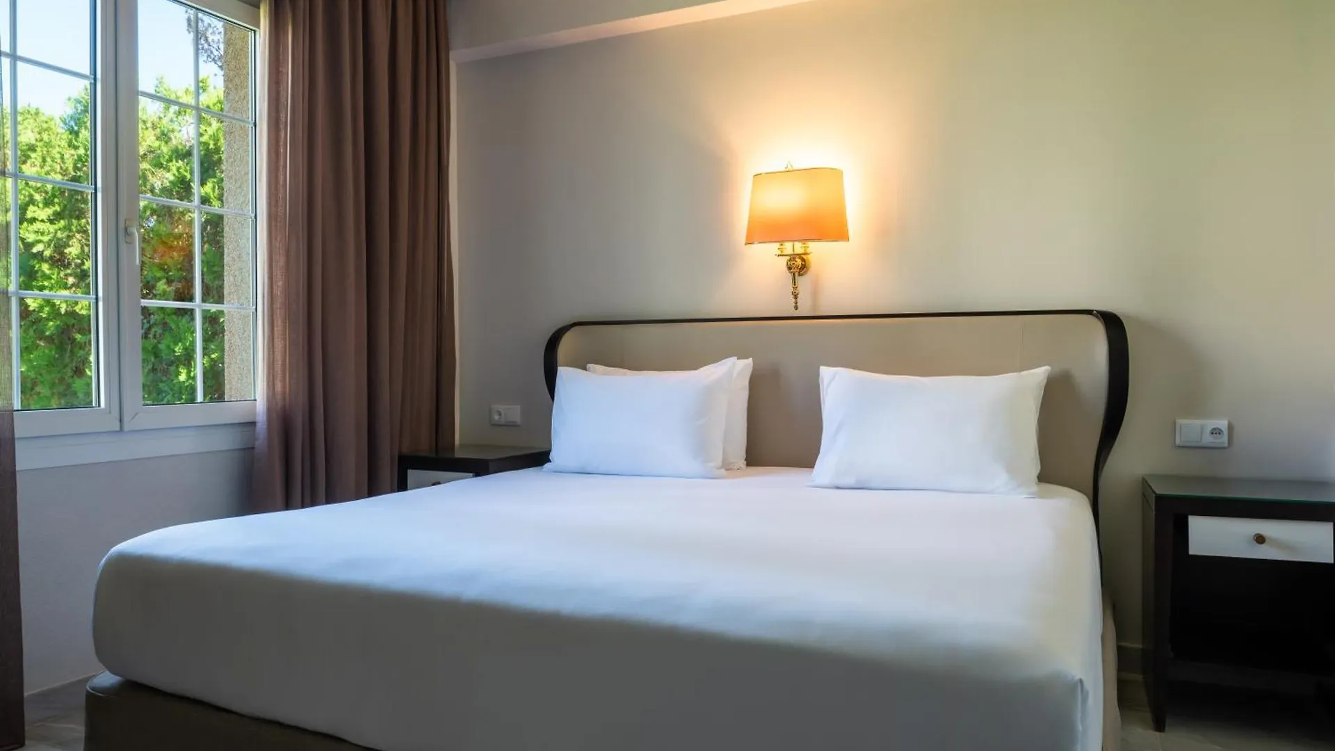 Hotel Crisol Jardines De Córdoba