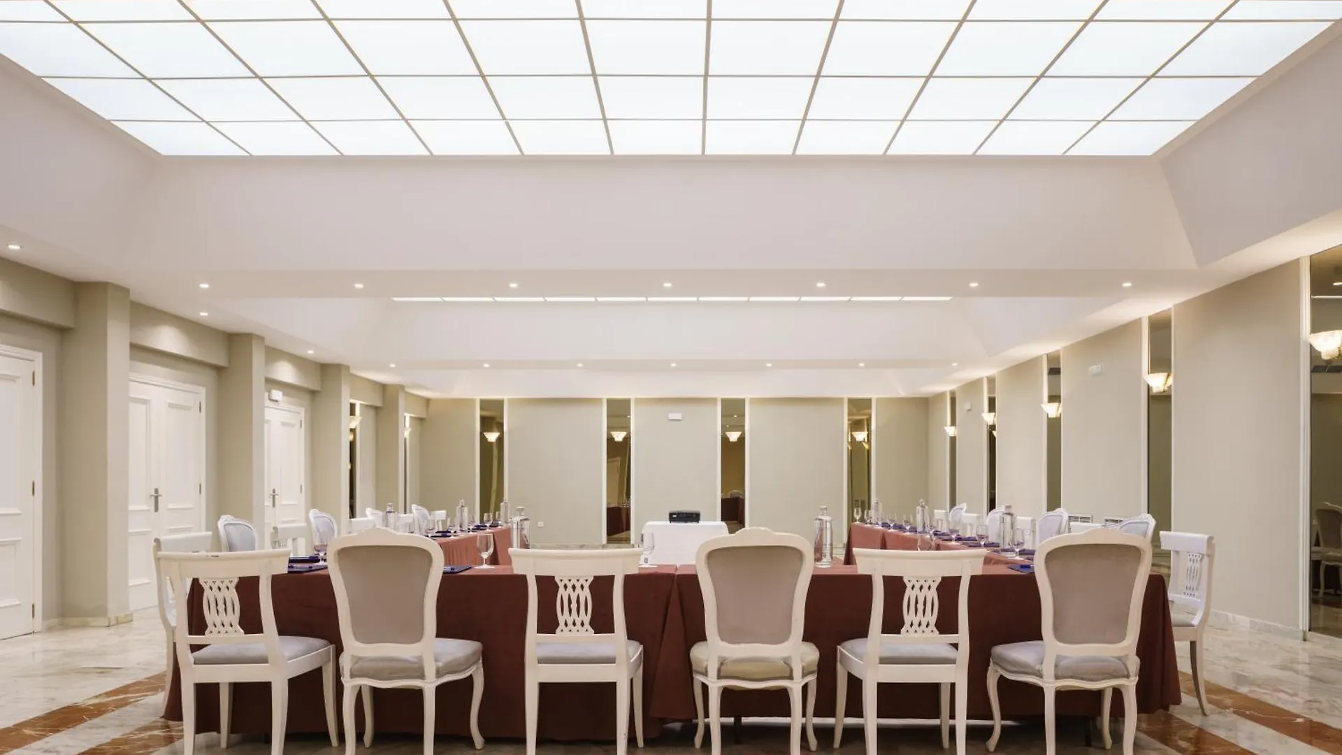 Hotel Crisol Jardines De Córdoba